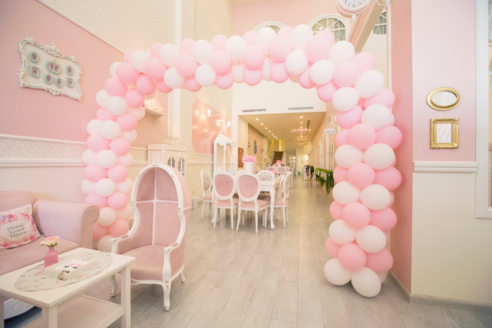 معرض لو بيتيت صوفا 06