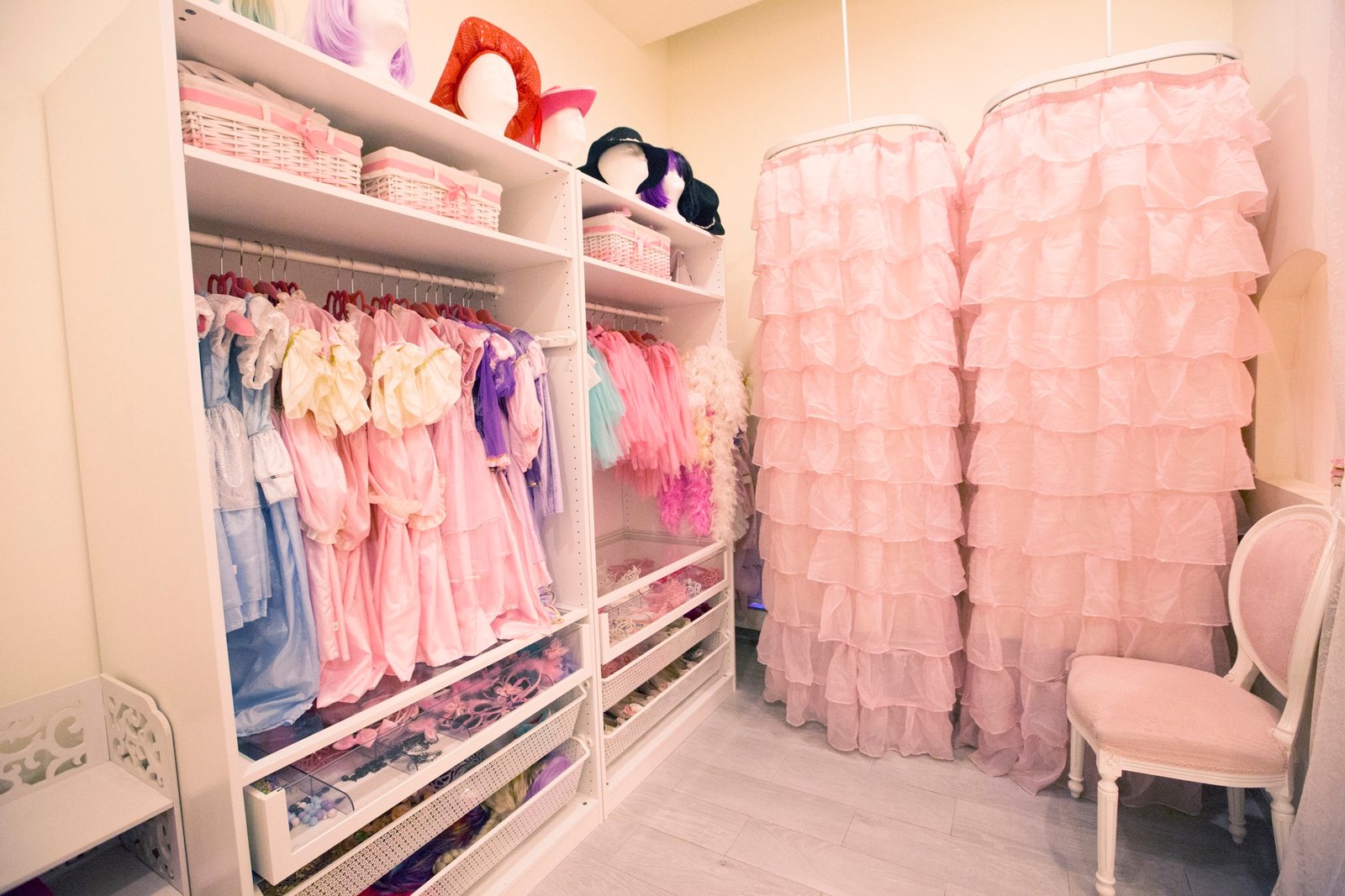 معرض لو بيتيت صوفا 15